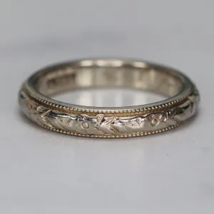 1926 18k white gold orange blossom patterned band