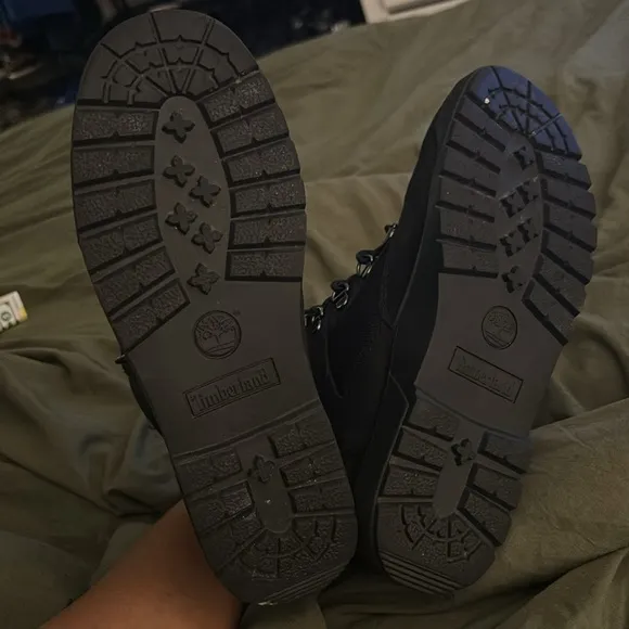 All black field timberlands never worn size 6 1/2