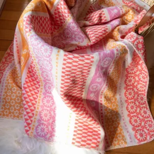 David Fussenegger Coral Patterned Cot Blanket