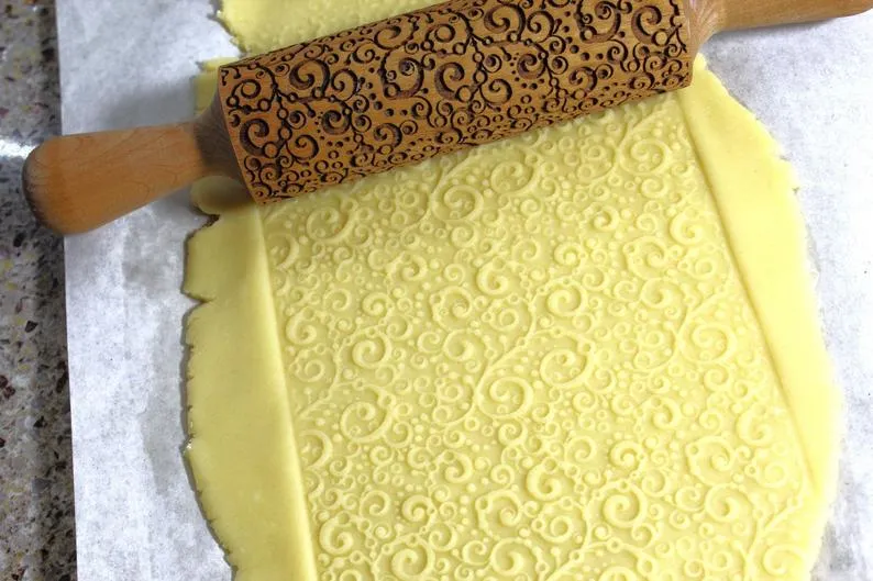 Engraved Embossing Rolling Pin Magical Swirls Pattern, Christmas Gift