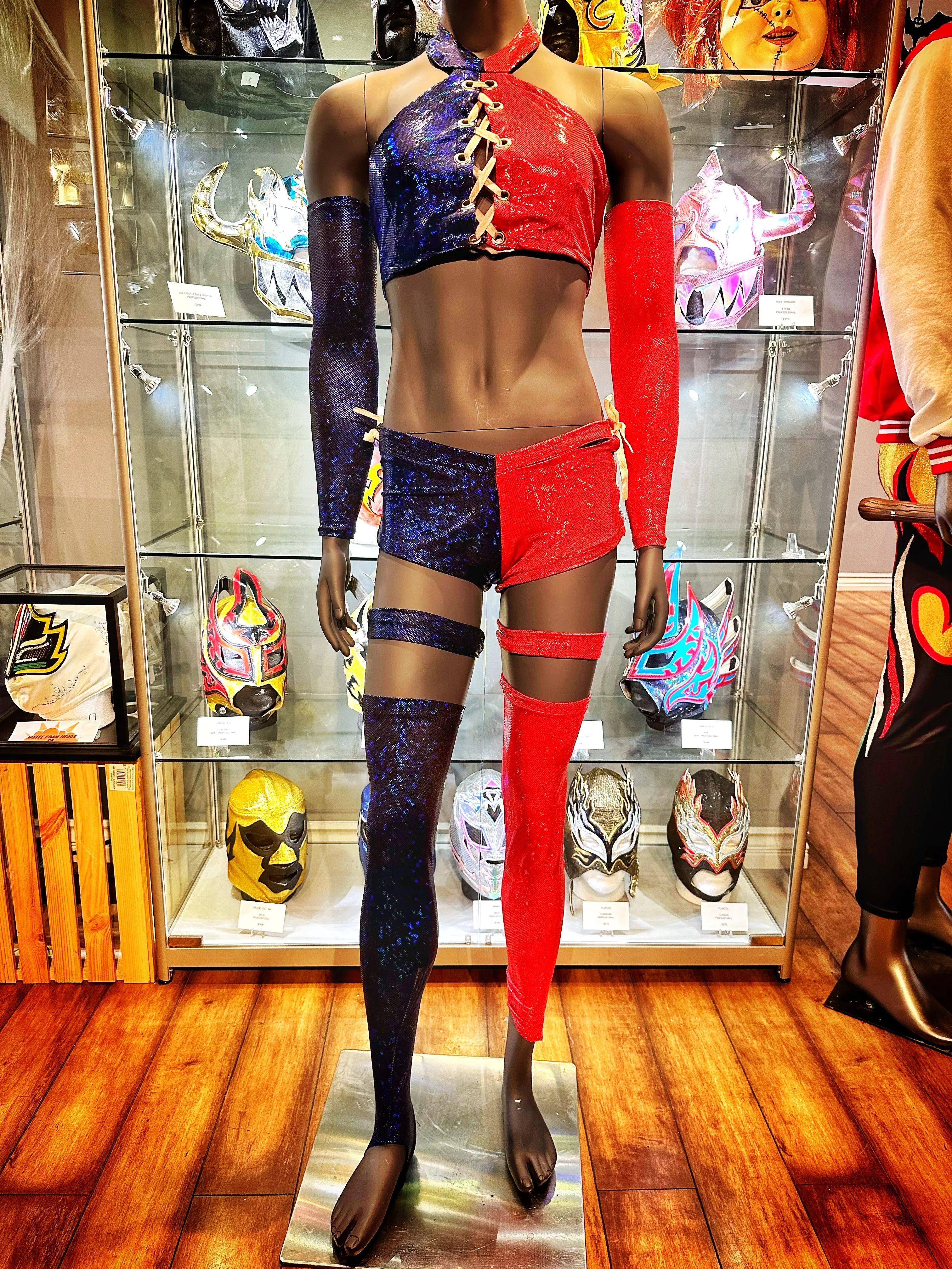 Estrellita "HARLEY QUINN" 9 piece match worn gear.
