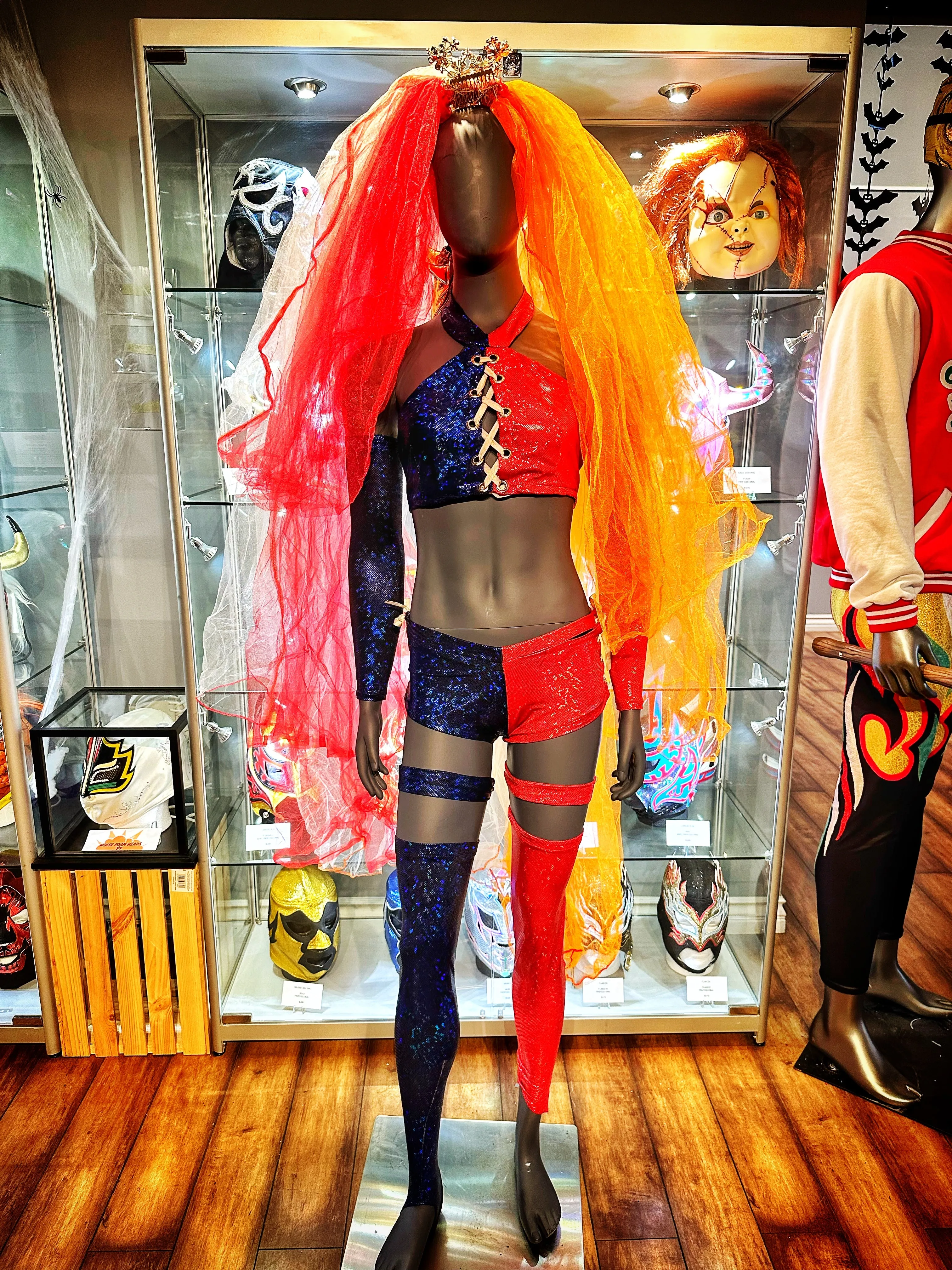Estrellita "HARLEY QUINN" 9 piece match worn gear.