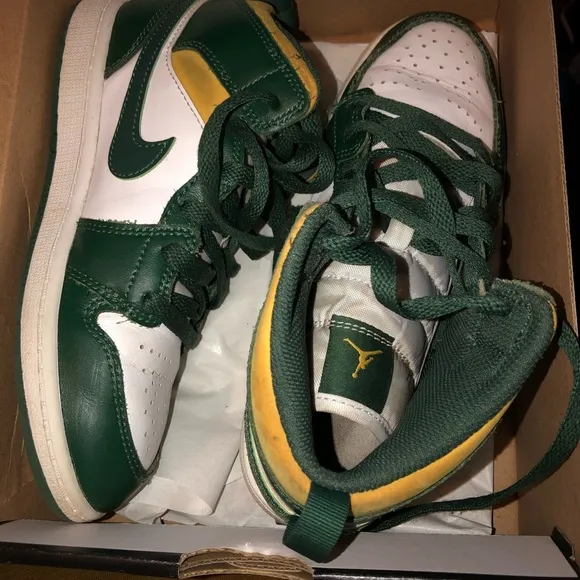 Great Condition Gently Worn