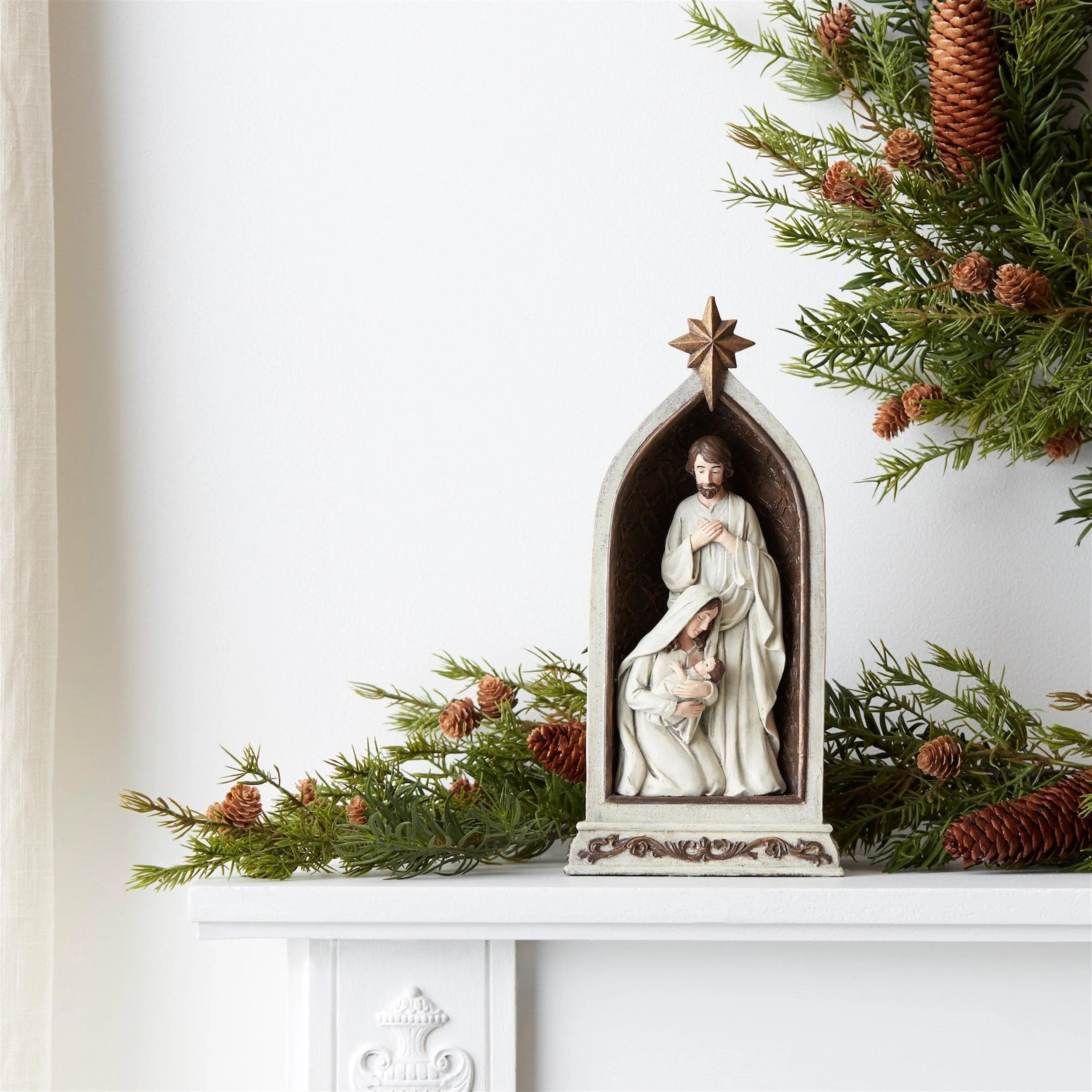 Holy Family Nativity Arch (Set of 2)