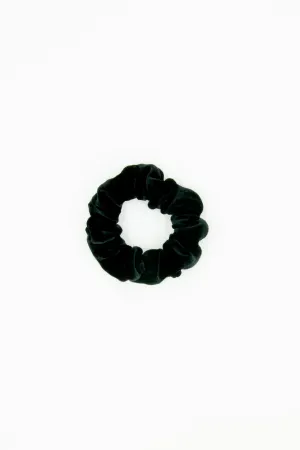 Narrow Velvet Scrunchie