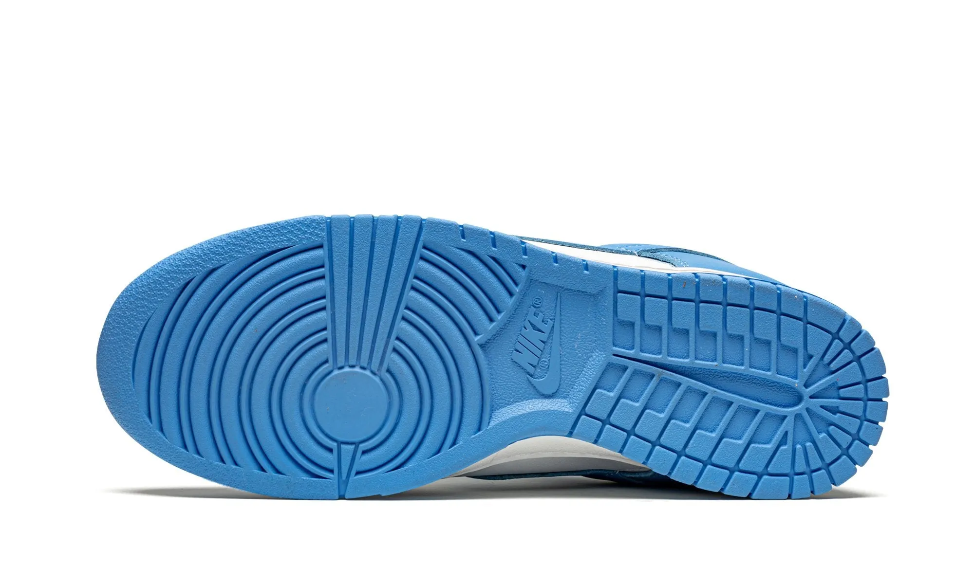 Nike Dunk Low "UNC" Grade School (Worn)