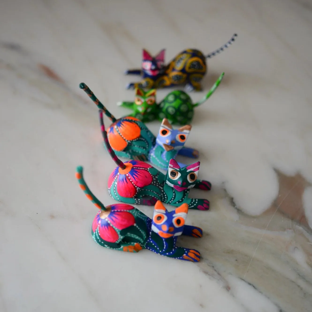 Oaxacan Alebrije Cat Mini Wood Carving Mexican Hand Painted