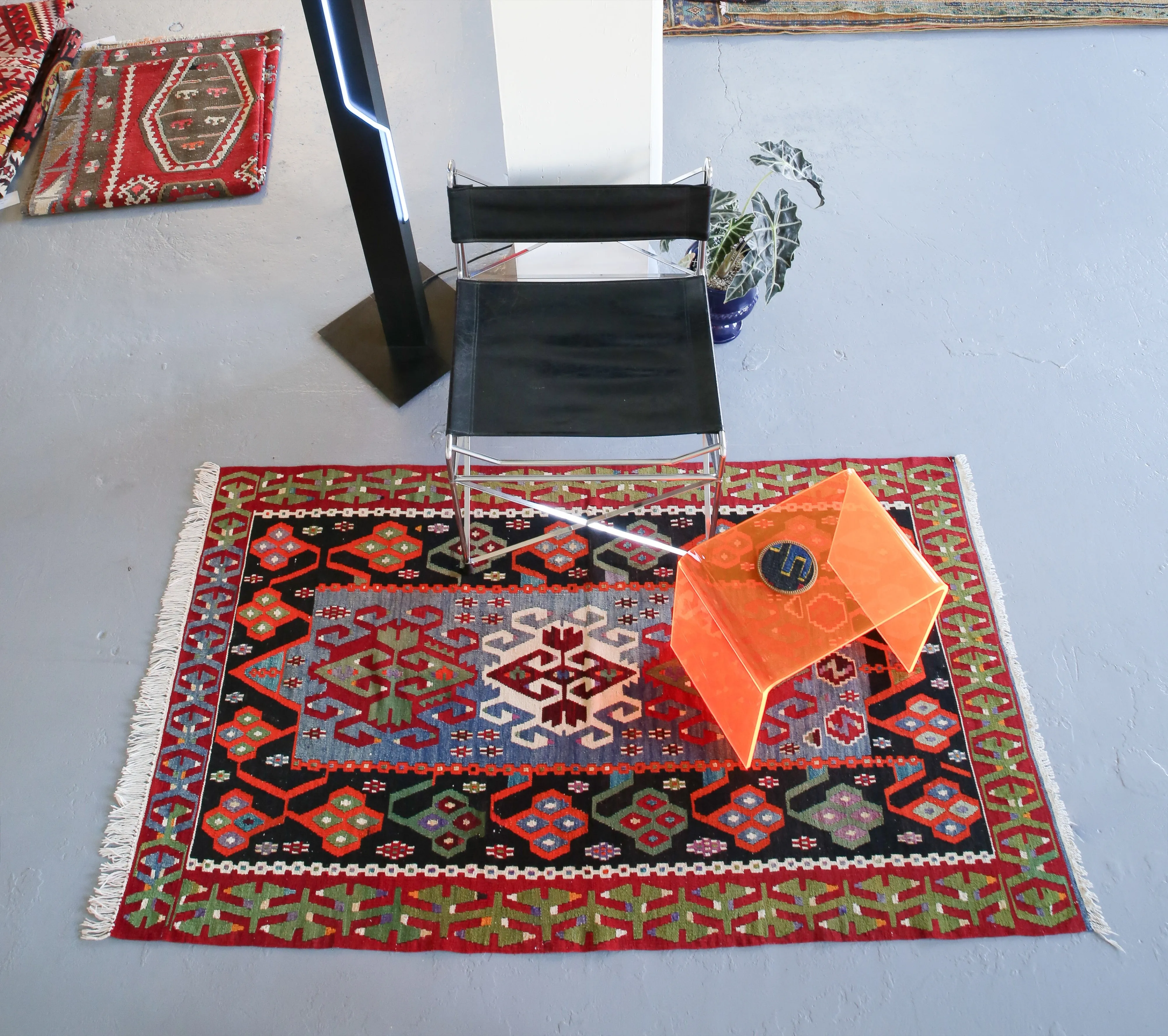 Old Oushak Esme Kilim 3.5ftx6ft