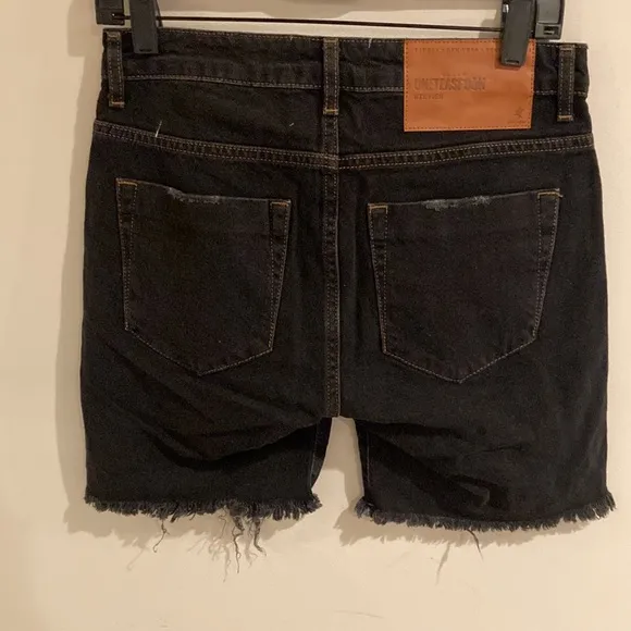 One Teaspoon WORN BLACK STEVIES LONG LENGTH BOYFRIEND SHORT size 24