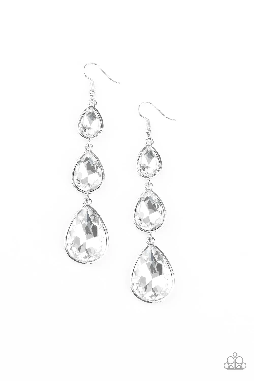 Paparazzi - Metro Momentum - White Earring