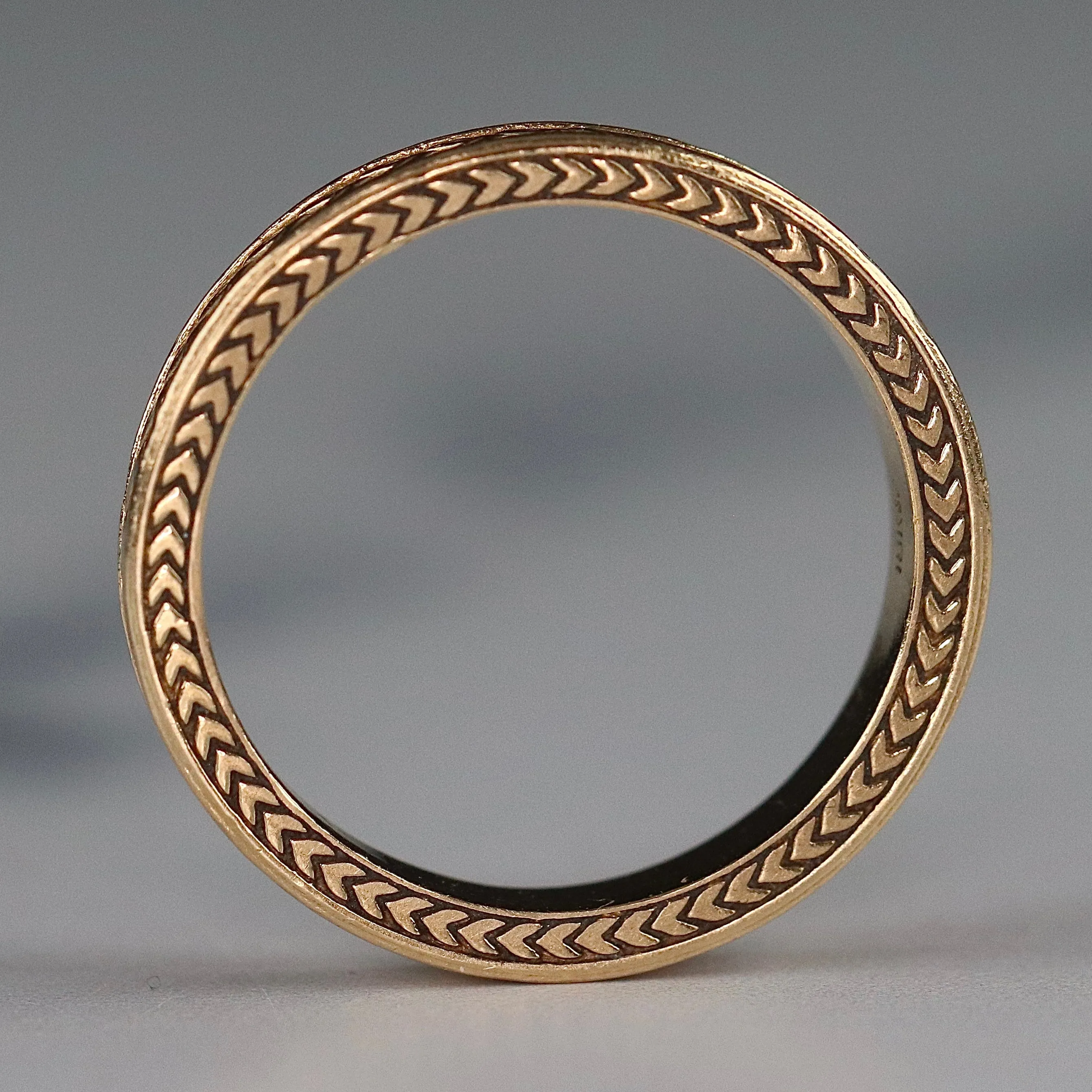 Preloved wheat patterned band in 18k yellow gold