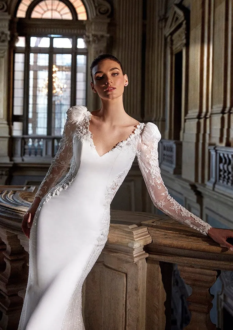 Pronovias Privee: Absidian