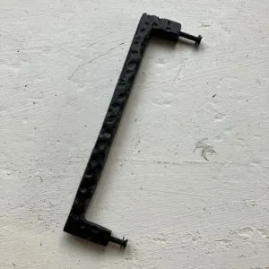 Rustic Hammered Pull 7.6"