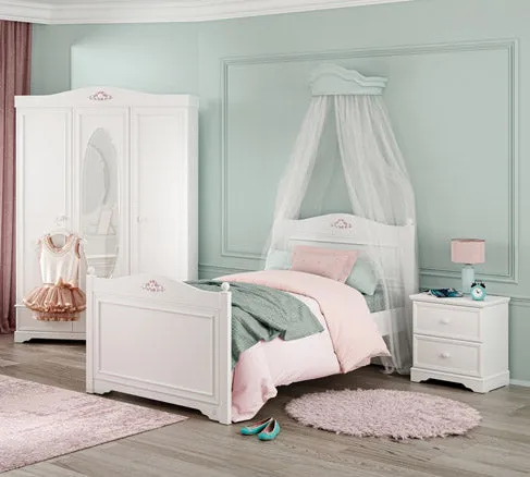 Rustic White Youth  Room
