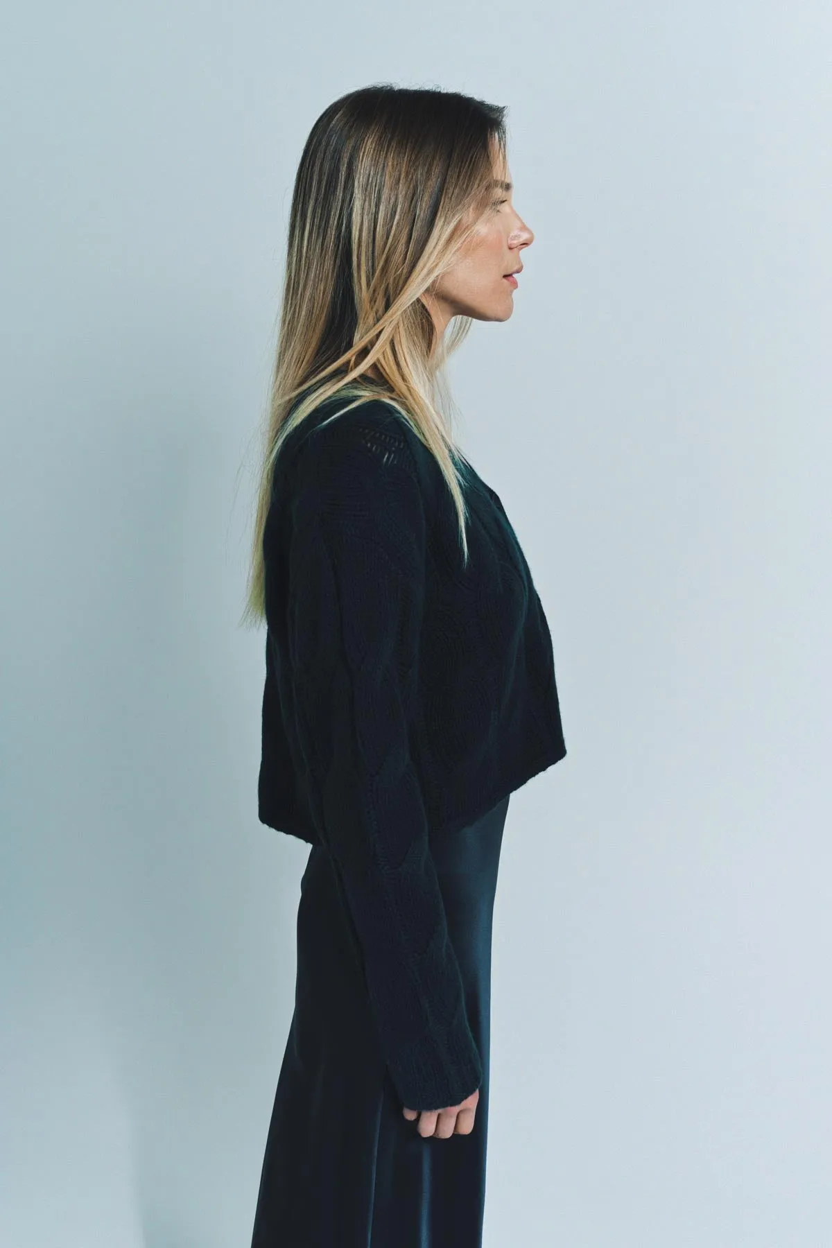 SABLYN | JOLIE V-NECK CROPPED CABLE CASHMERE CARDIGAN