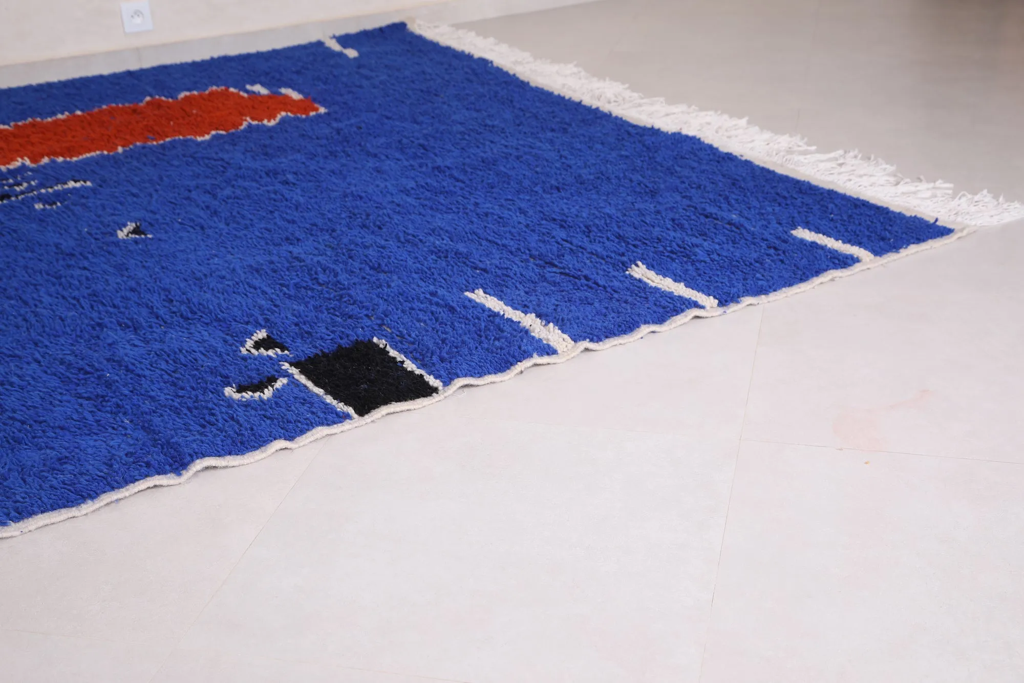 Striking Blue Moroccan Azilal Rug – 8 x 10.2 ft Handmade Art