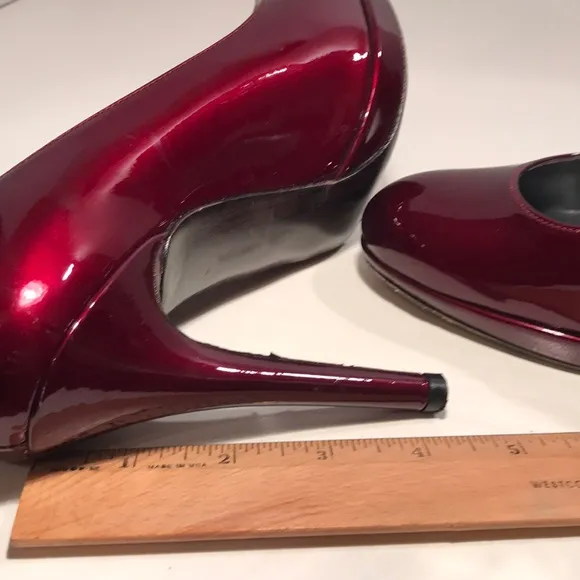 Stuart Weitzman “Gently Worn” Maroon Pumps