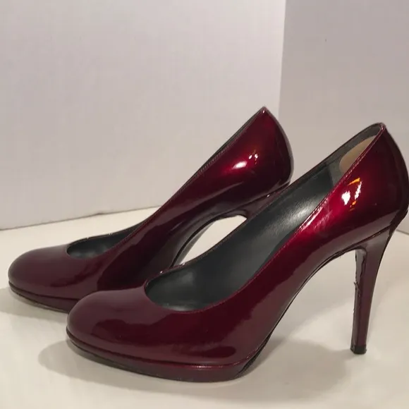 Stuart Weitzman “Gently Worn” Maroon Pumps