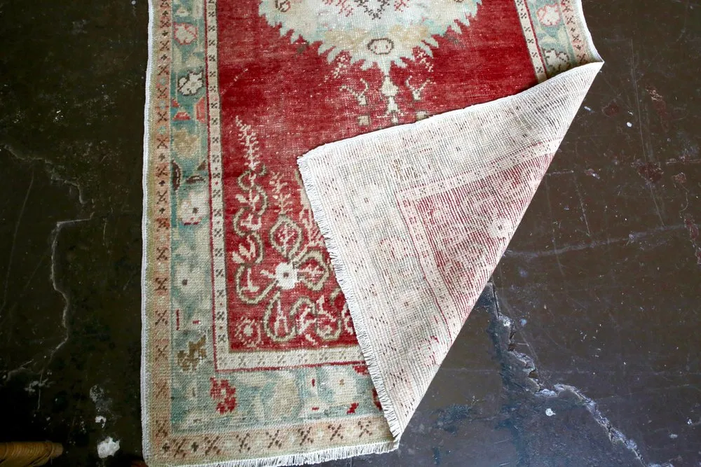 Vintage Southern Anatolian Faded Turkish rug 3.5ftx7.7ft